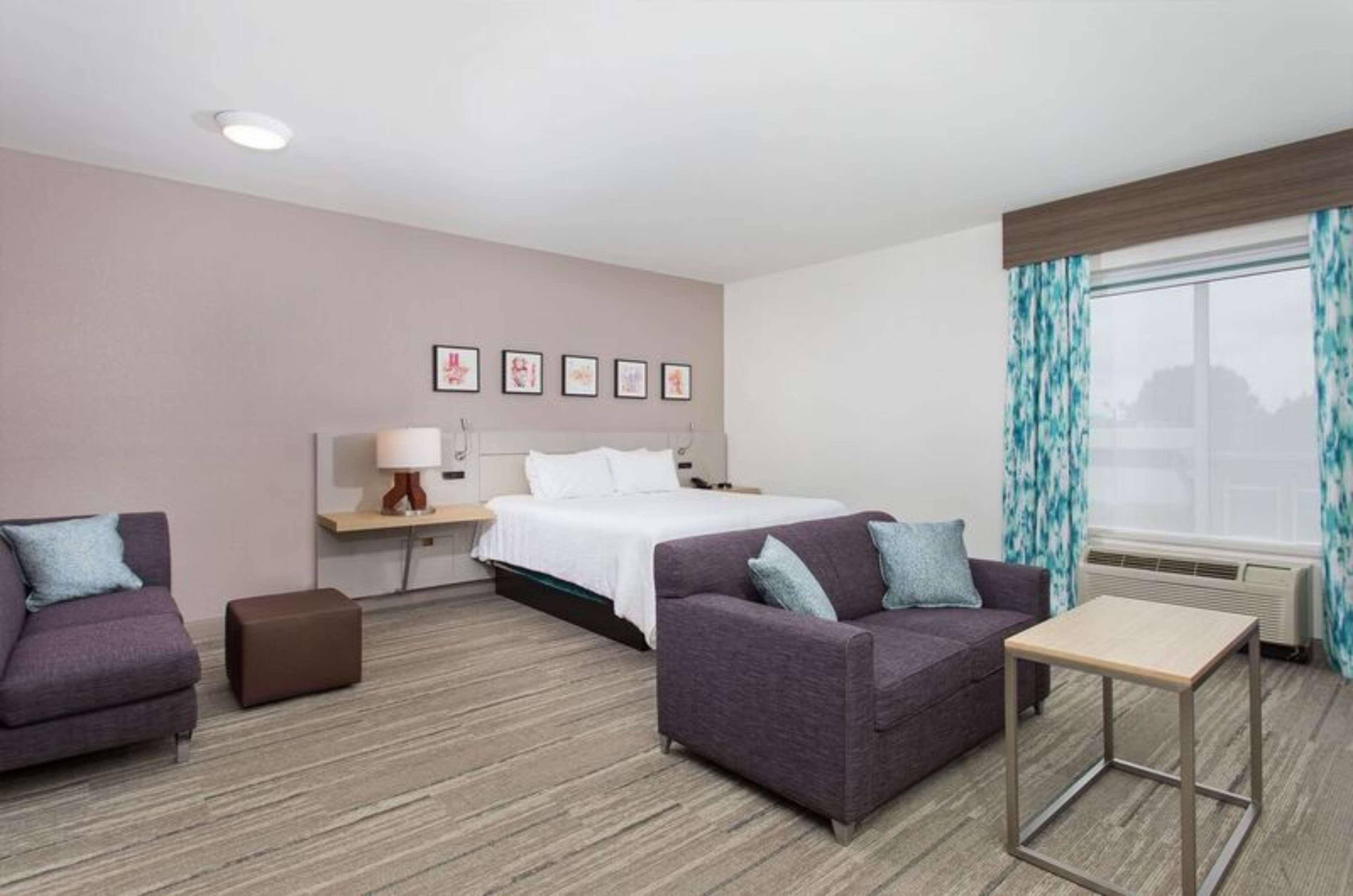 Hilton Garden Inn Knoxville West/Cedar Bluff Bagian luar foto