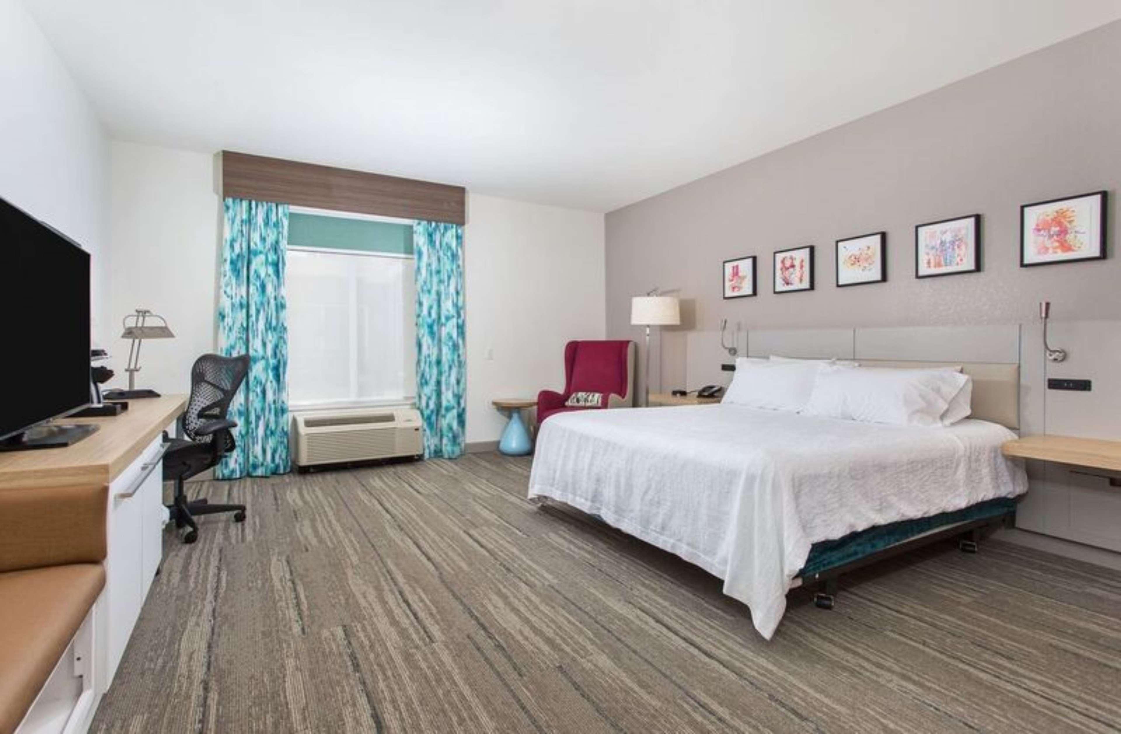 Hilton Garden Inn Knoxville West/Cedar Bluff Bagian luar foto